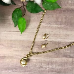 Liz Claiborne | Long Gold Necklace & Earrings Set